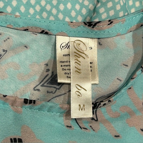 🐘SHUN BO!! STUNNING LUCKY ELEPHANT TOP! EASY SLIP ON! GORG PRINT!!🐘 - Picture 7 of 14